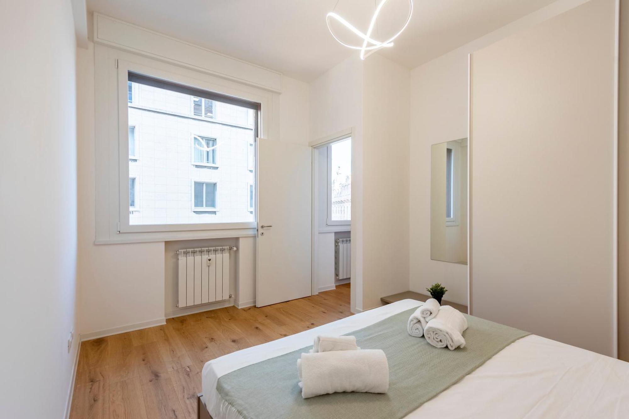 Apartment Piazza Dante - Happy *